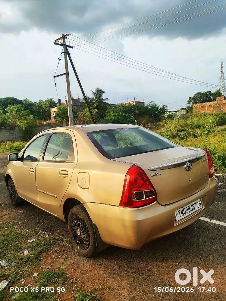 Toyota Etios 2011 Petrol 123000 Km Driven