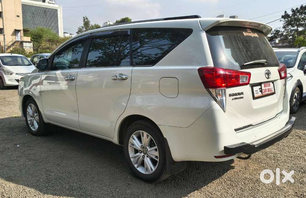 Toyota Innova Crysta 2.8z Automatic, 2017, Diesel