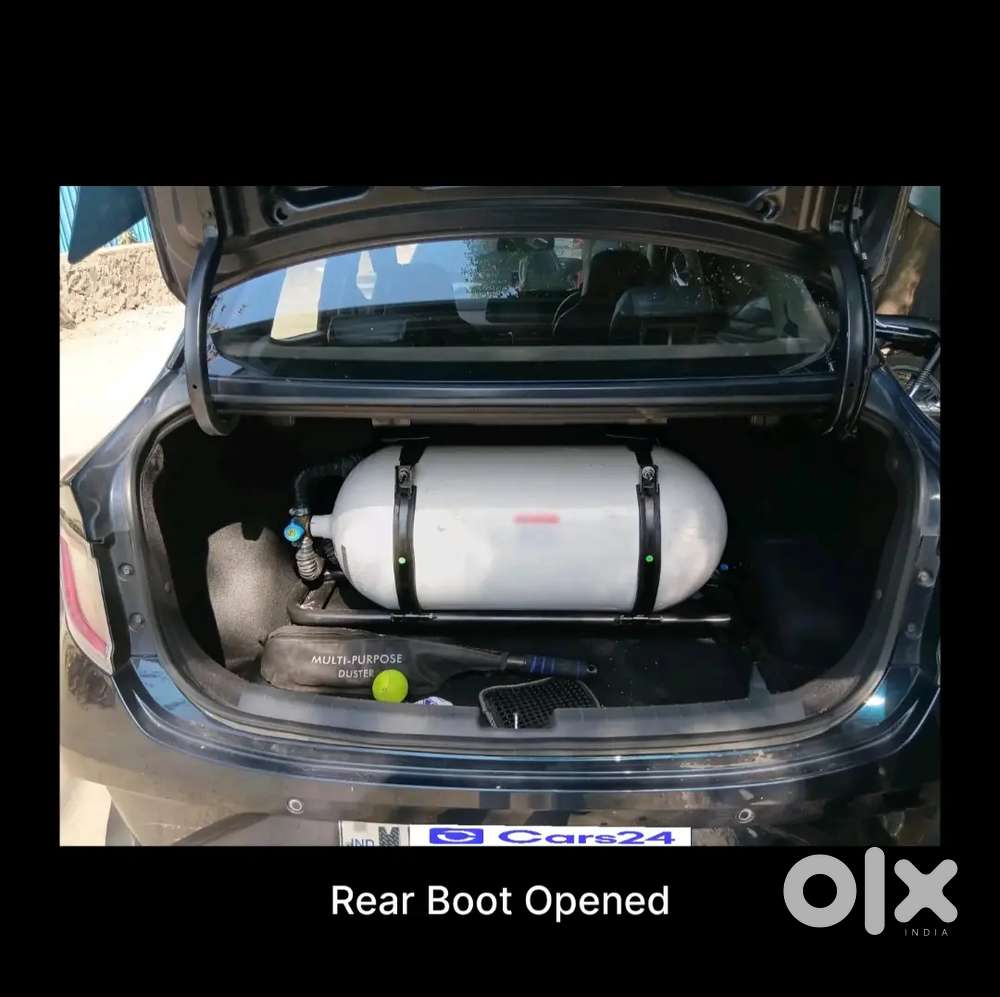 Hyundai Aura Sx Cng Aqua Teal Colour