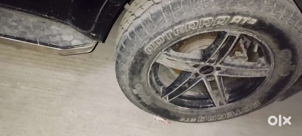 Mahindra Xuv500 2017 Diesel 130000 Km Driven