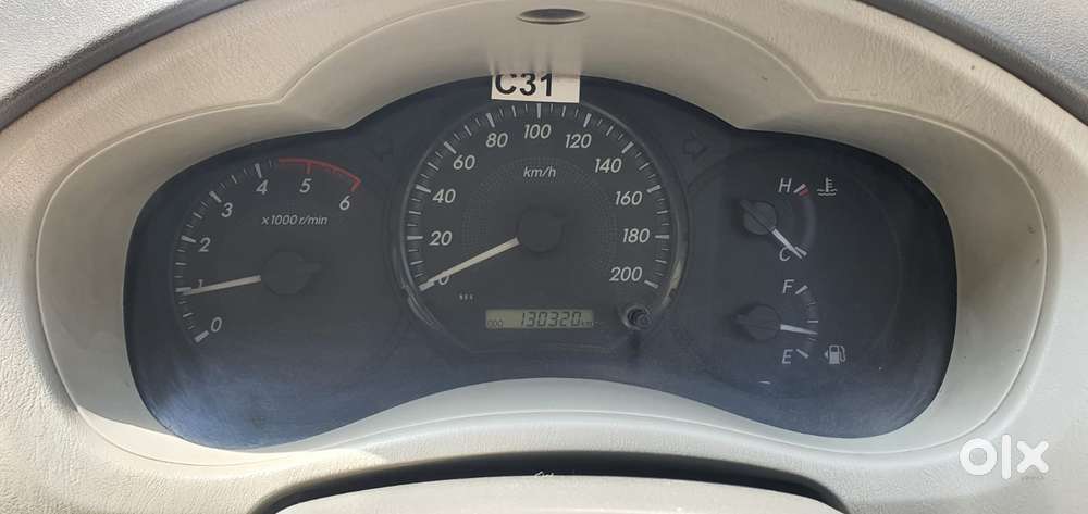 Toyota Innova 2.5 G (diesel) 8 Seater, 2014, Cng & Hybrids