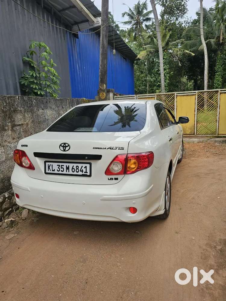 Toyota Corolla Altis At, 2010 Variant