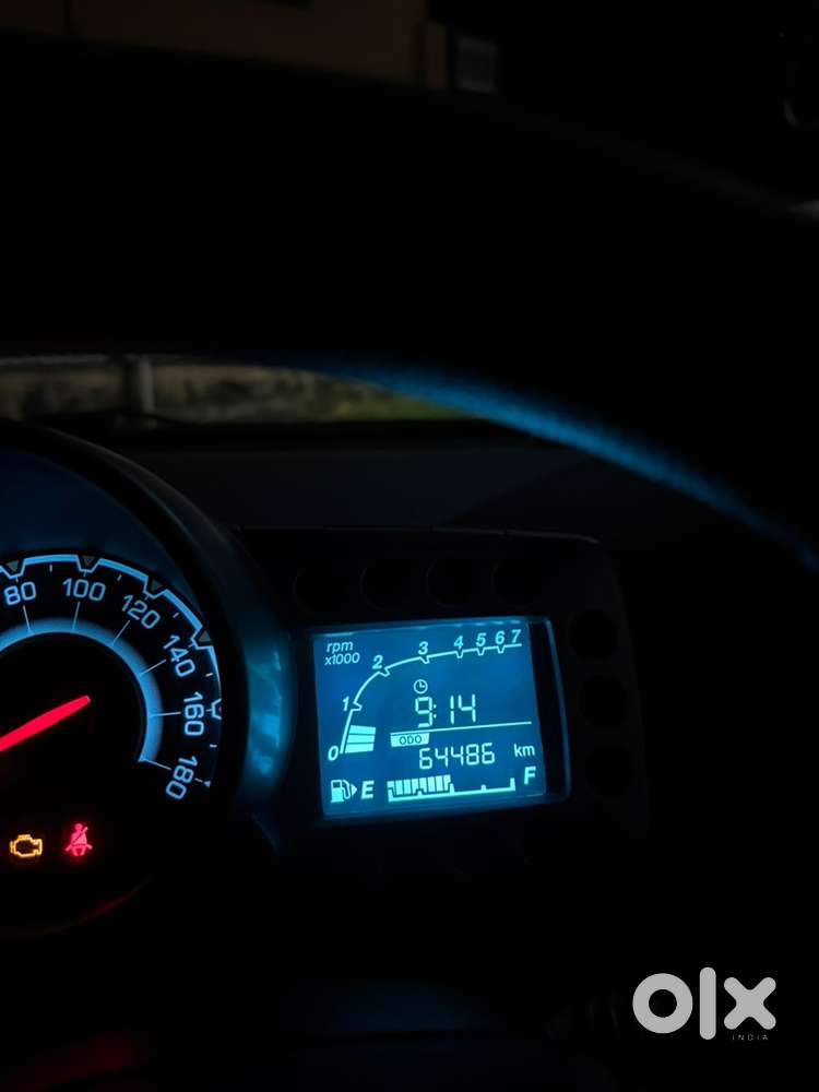 Chevrolet Beat Petrol 2010