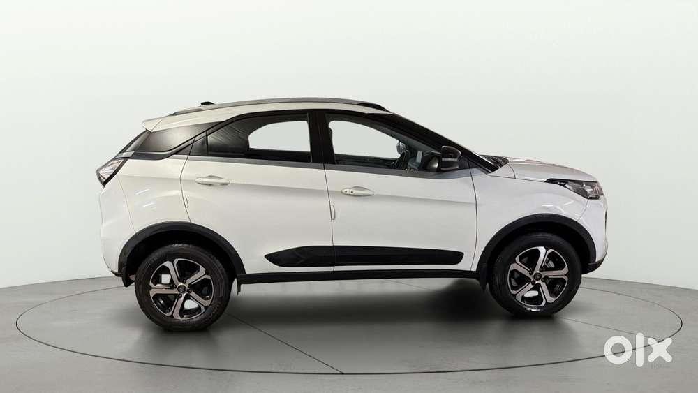 Tata Nexon 1.2 Revotron Xza Plus Premium, 2021, Petrol