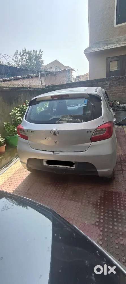 Tata Tiago Revotron Xt 2018