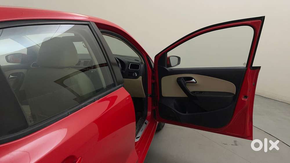 Volkswagen Polo Petrol Highline 1.2l, 2017, Petrol