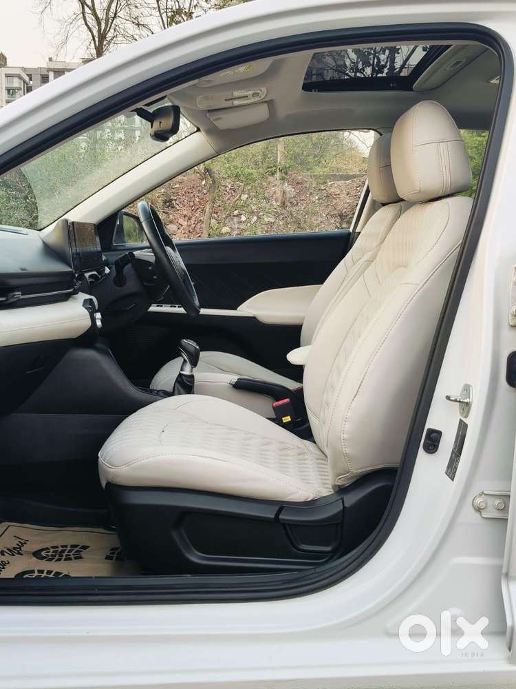 Hyundai Verna 1.5 Sx Petrol Mt, 2023, Petrol