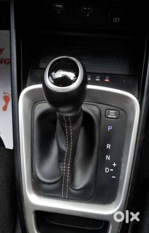 Hyundai Venue Sx Plus Turbo Dct, 2019, Petrol