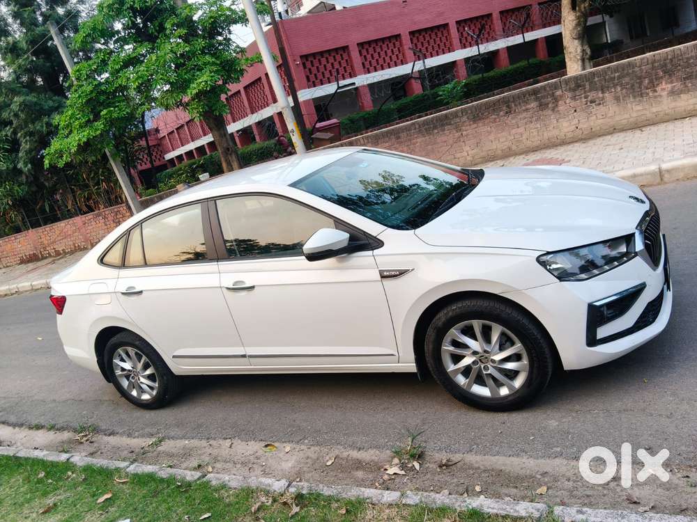 Skoda Slavia Ambition Plus 1.0 Tsi Mt, 2023, Petrol
