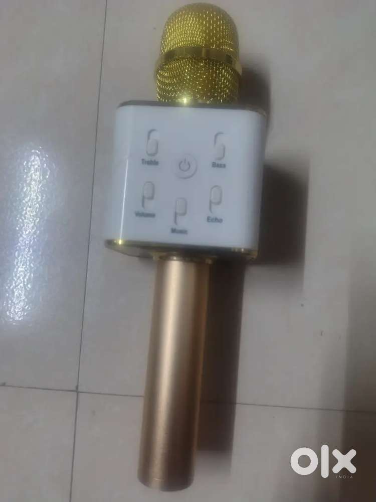Golden microphone