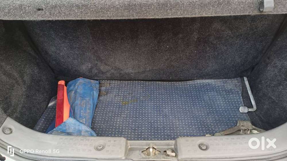 Maruti Suzuki Swift 1.3 Vxi, 2010, Petrol