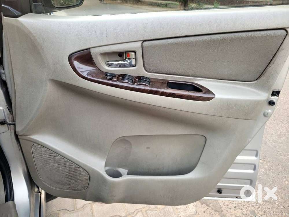Toyota Innova 2.5 Vx 8 Str, 2012, Diesel