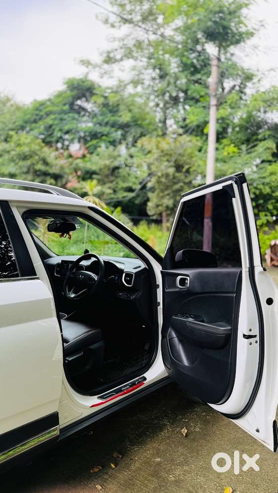Hyundai Venue Diesel Manual 2019