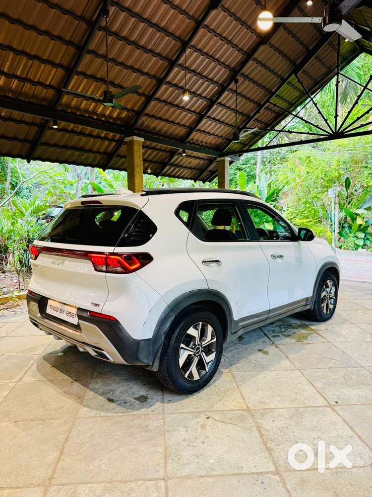 Kia Sonet White Well Maintained Car For Sale – Excellent Condition