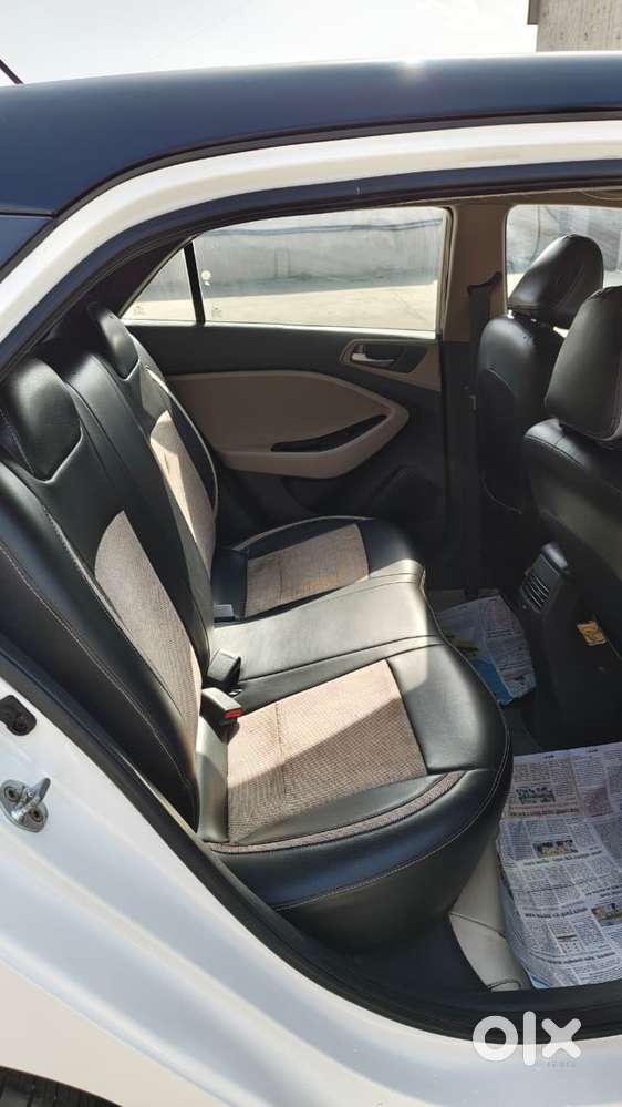 Hyundai Elite I20 Magna+ Vtvt, 2015, Petrol