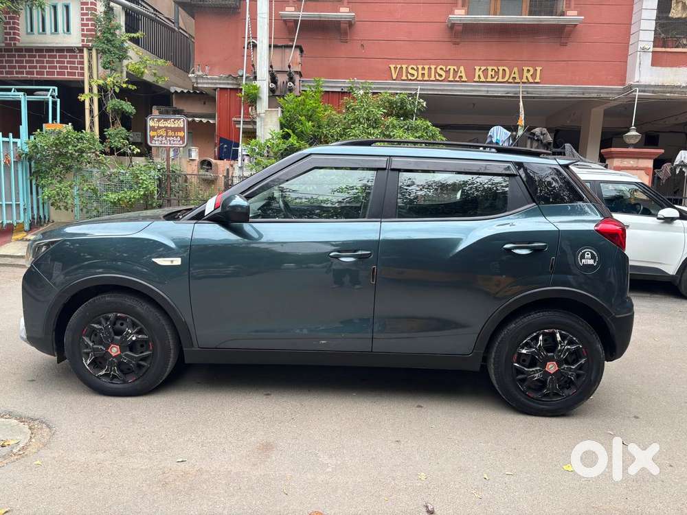 Mahindra Xuv300 W6, 2021, Petrol
