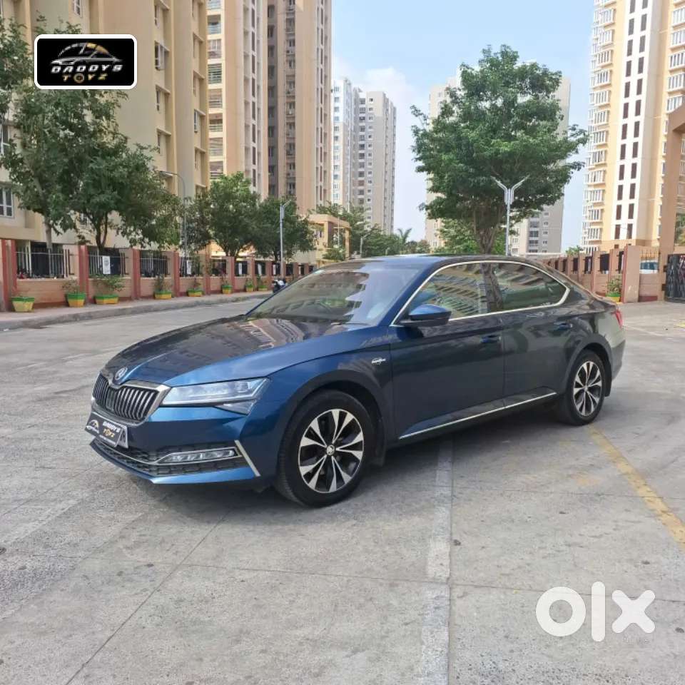 Skoda Superb 2.0 L&k Tsi At, 2022, Petrol
