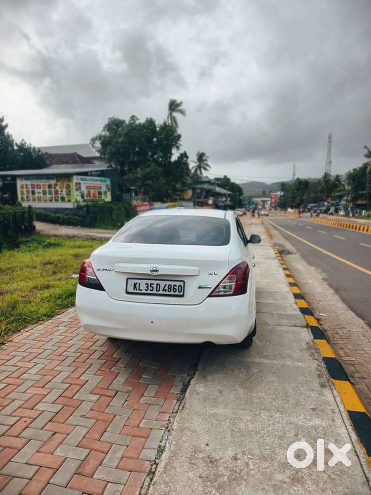 Nissan Sunny, 2012, Diesel