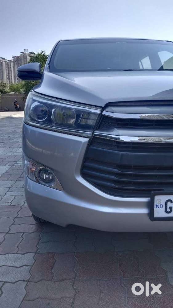 Toyota Innova Crysta 2.4 Vx Mt 8s, 2017, Diesel