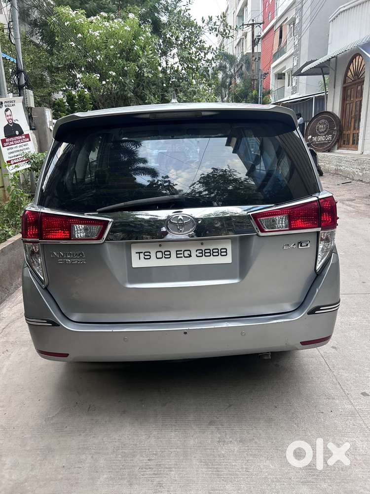 Toyota Innova Crysta 2.4 G Mt 8s, 2016, Diesel