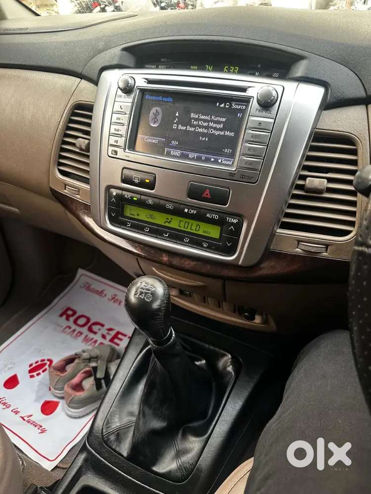 Toyota Innova Diesel 2015