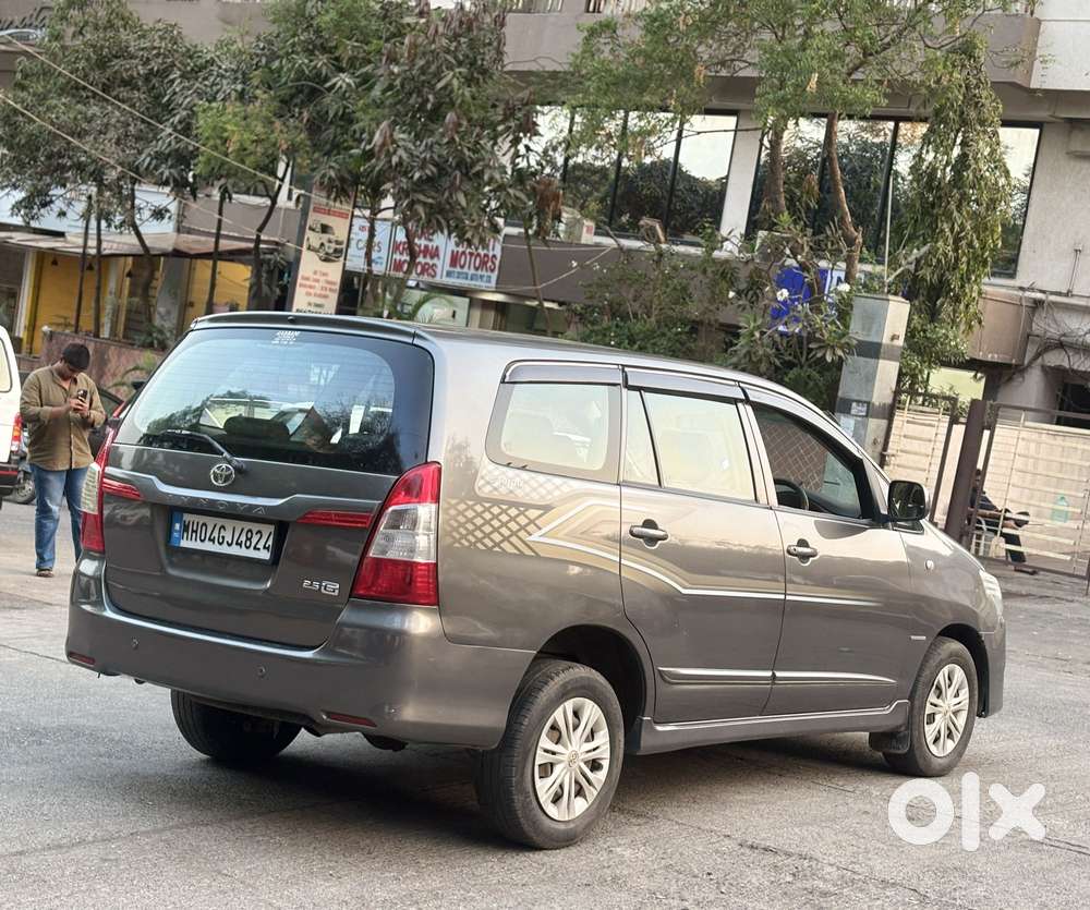Toyota Innova 2.5 G (diesel) 8 Seater, 2014, Diesel