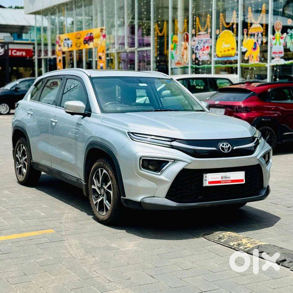 Toyota Urban Cruiser Hyryder 1.5 V Hybrid, 2023, Petrol