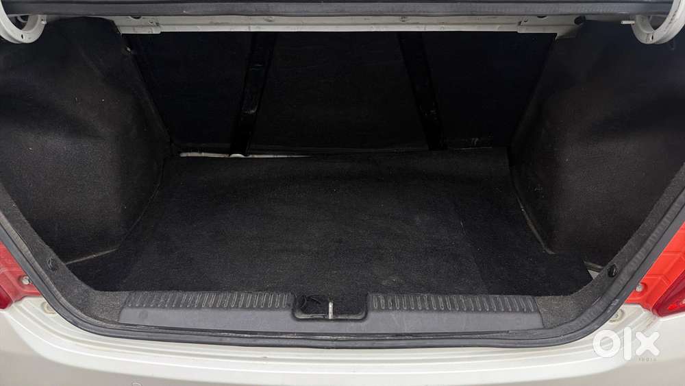 Maruti Suzuki Dzire 1.2 Lxi, 2022, Petrol
