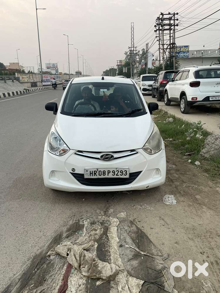 Hyundai Eon 2013 Petrol Well Maintained