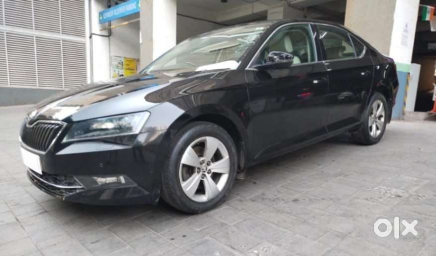 Skoda Superb Style 1.8 Tsi At, 2017, Petrol