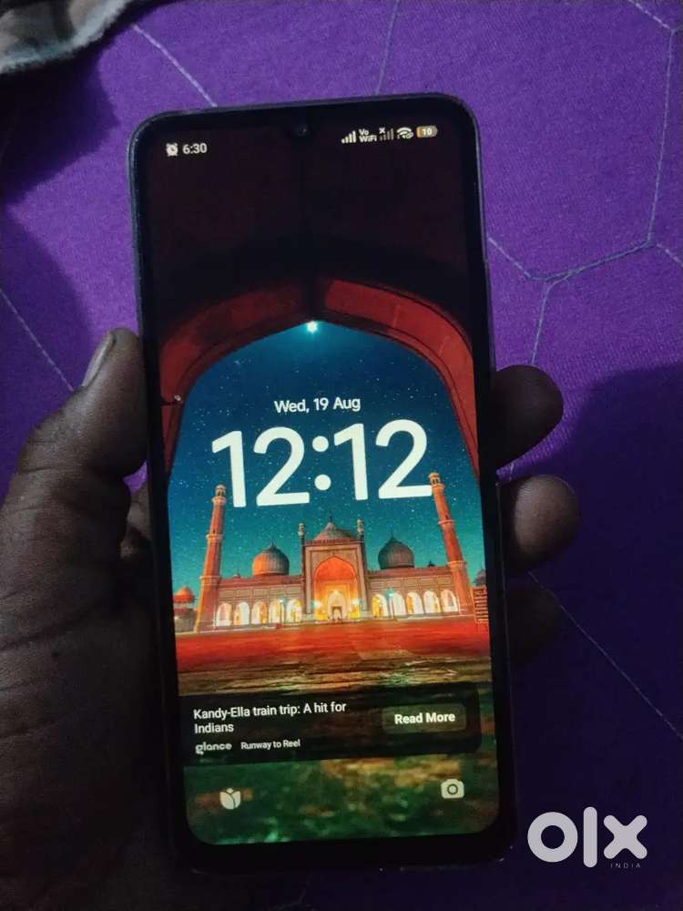New phone lena hai