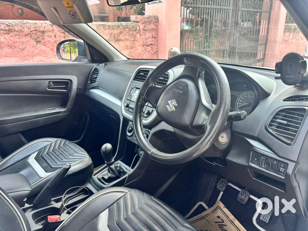 Maruti Suzuki Vitara Brezza Lxi 2022 (converted To Zxi+)  48000 Km