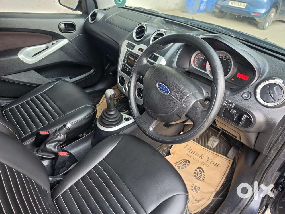Ford Figo 2010-2012 Petrol Titanium, 2012, Petrol