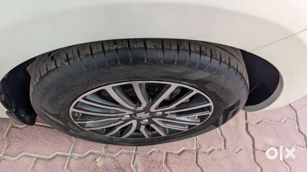 Maruti Suzuki Dzire Zxi Plus Ags, 2022, Petrol