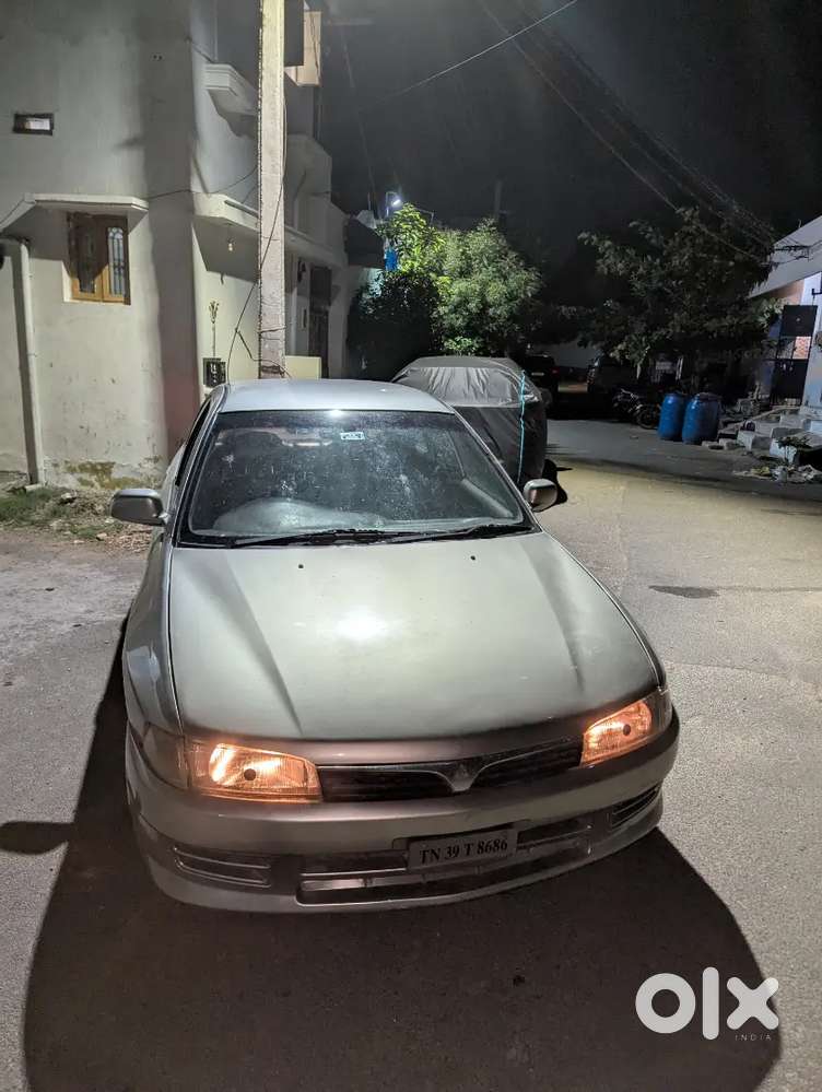 Mitsubishi Lancer 2.0 Gld 2002