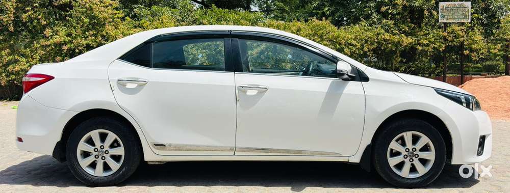 Toyota Corolla Altis 1.8 G, 2016, Cng & Hybrids