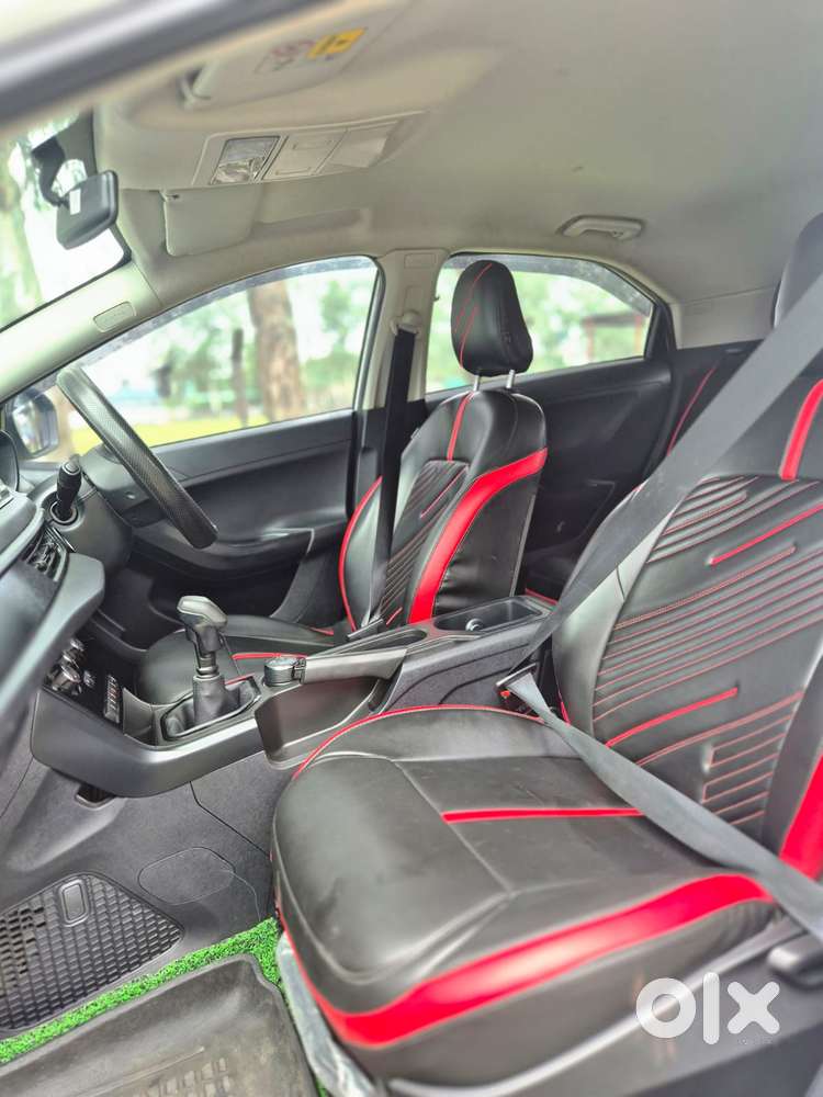 Tata Nexon Smart 1.2 Revotron Petrol 5 Mt, 2024, Petrol
