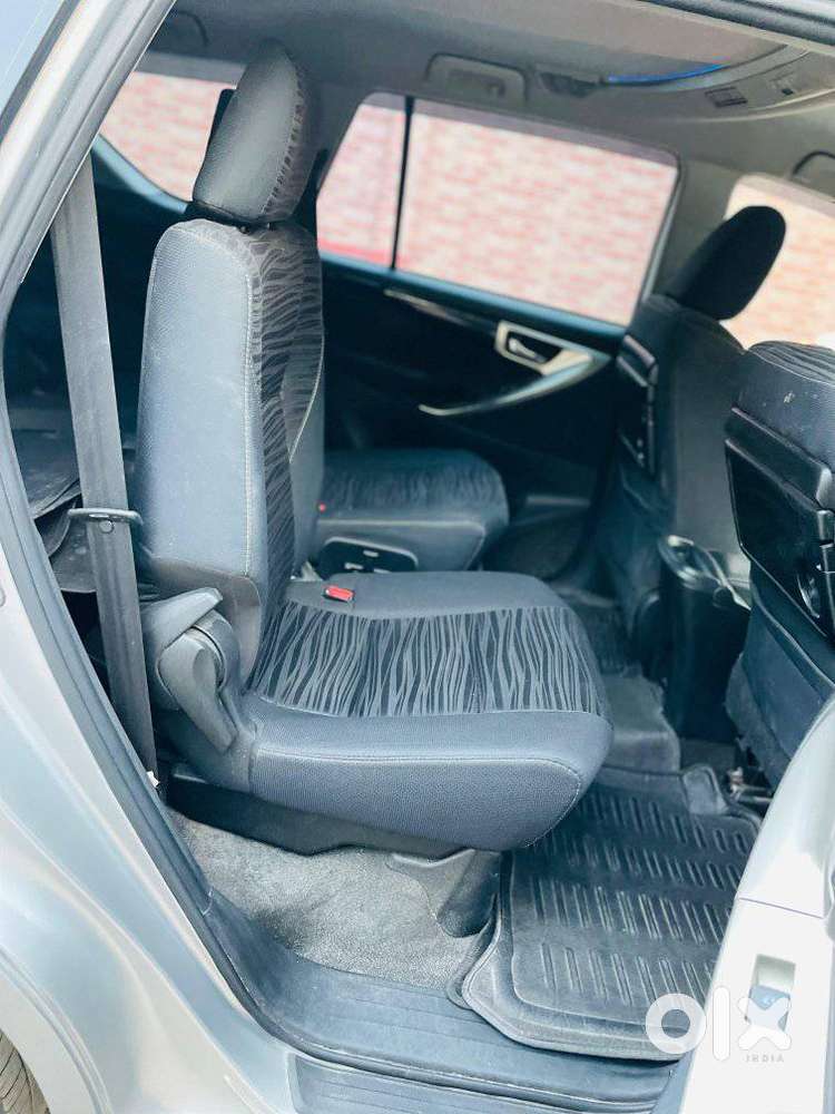 Toyota Innova Crysta 2.4 V, 2017, Diesel