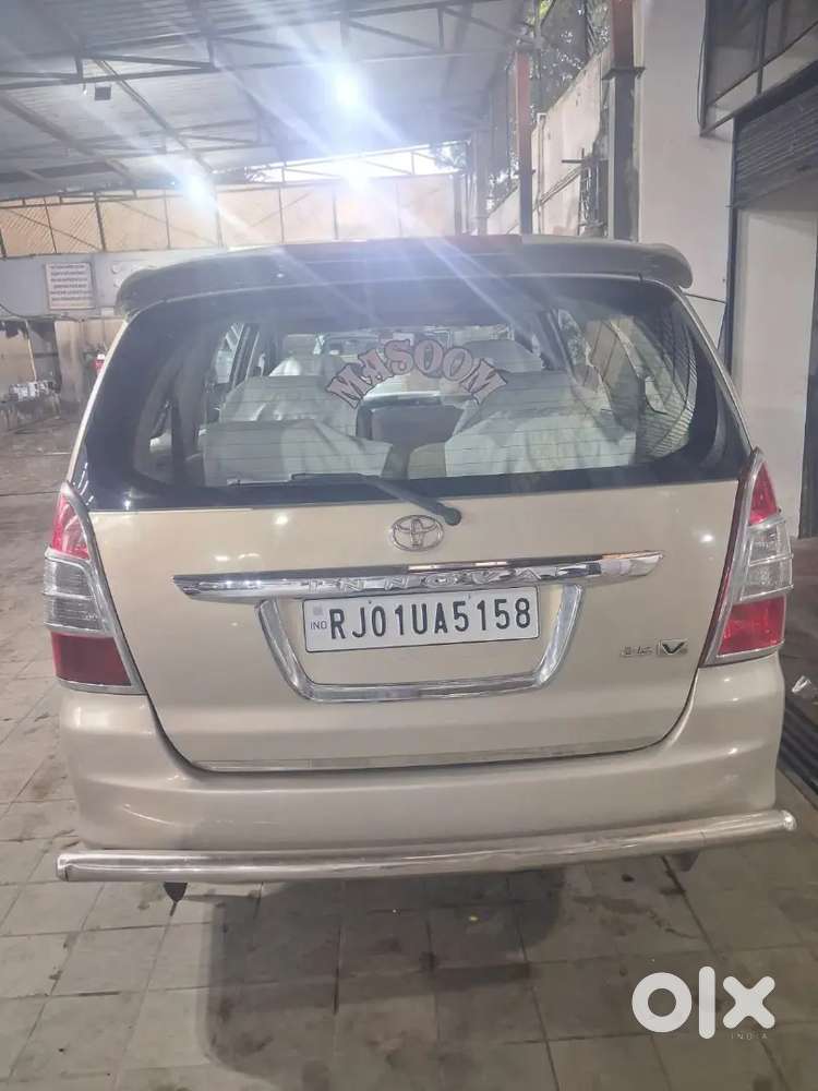 Toyota Innova Diesel 2012