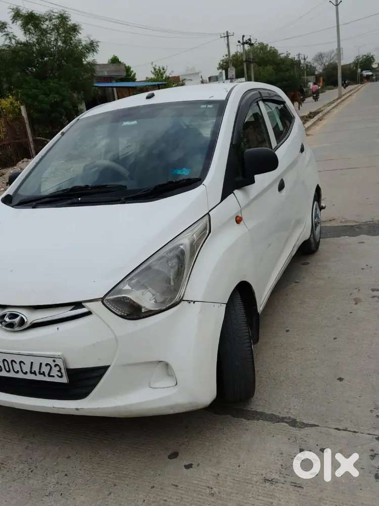 Hyundai Eon 2017 Lpg 100000 Km Driven