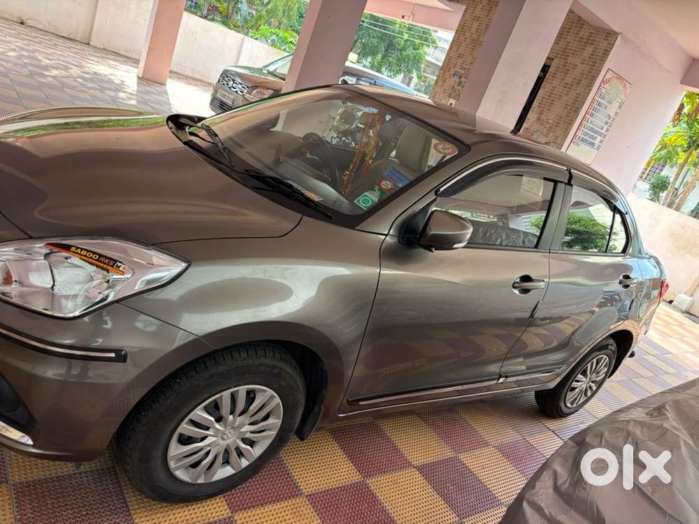 Maruti Suzuki Dzire Petrol 2022