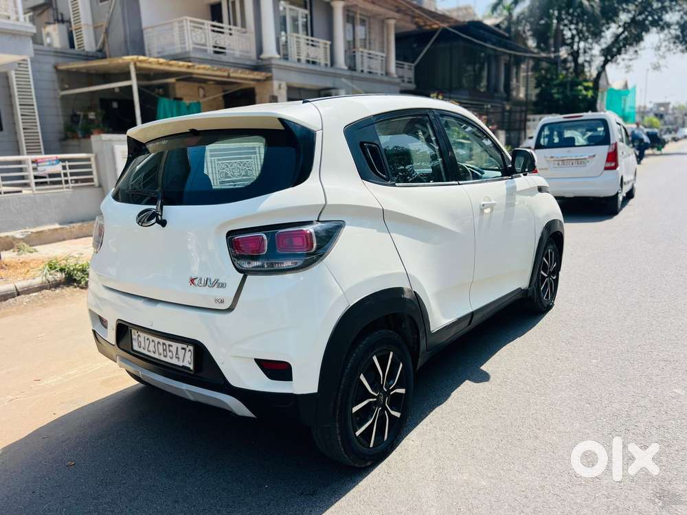 Mahindra Kuv 100