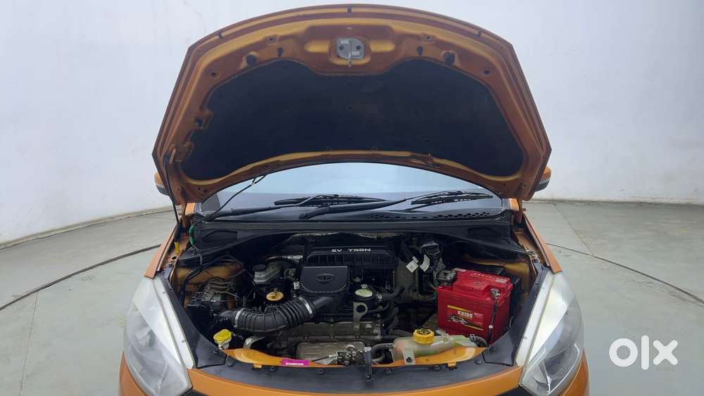 Tata Tiago Xz, 2016, Petrol