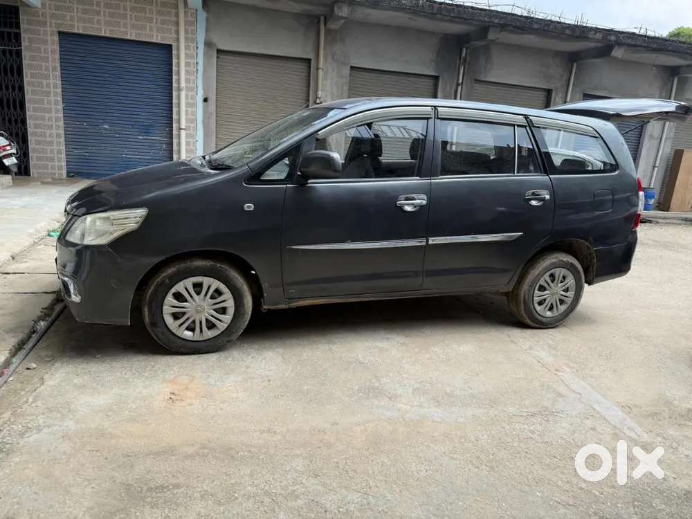 Toyota Innova Diesel 2015