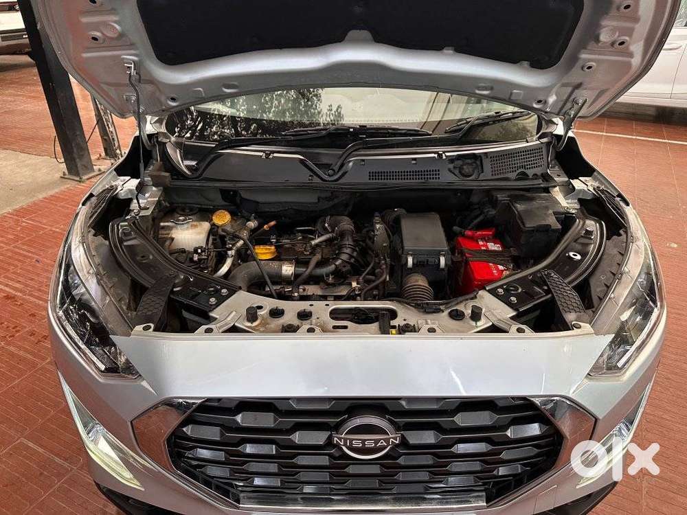 Nissan Magnite 1.0 Xv Turbo Cvt, 2022, Petrol