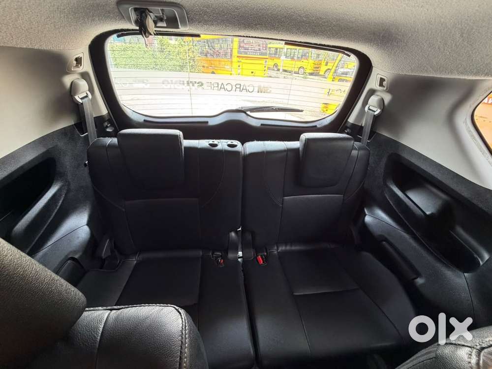 Toyota Innova Crysta 2017 Diesel Well Maintained