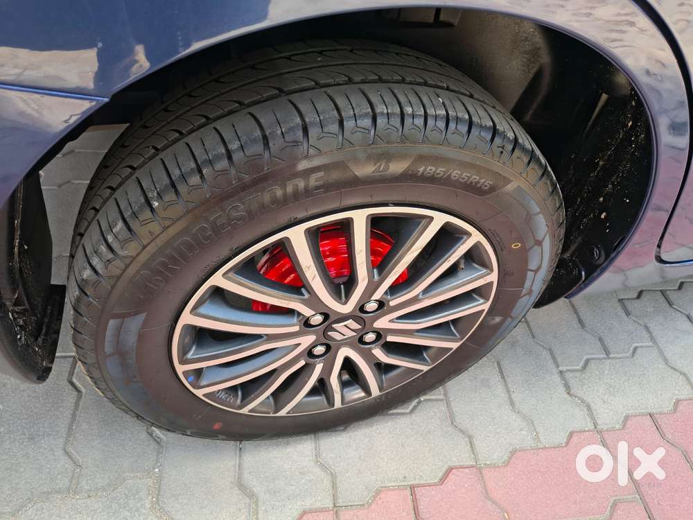 Maruti Suzuki Swift Dzire Zxi + Amt, 2019, Petrol