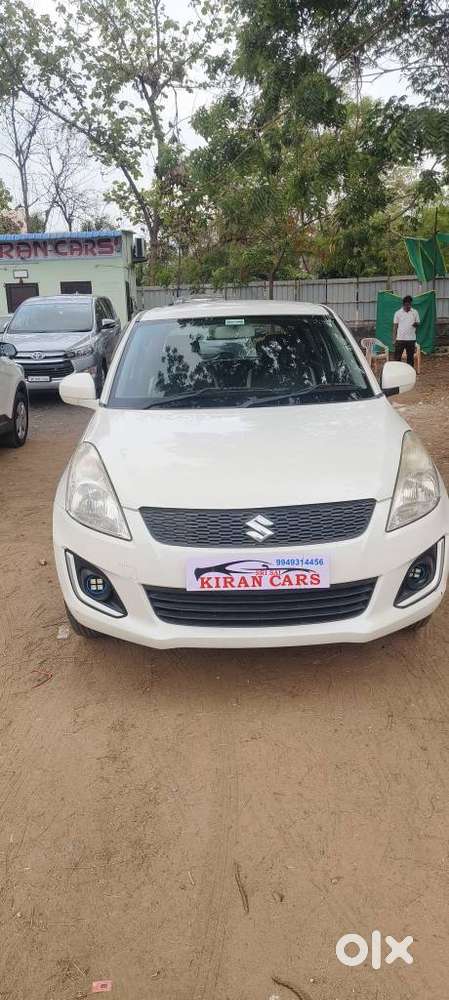 Maruti Suzuki Swift Vxi Abs Bsiv, 2016, Petrol