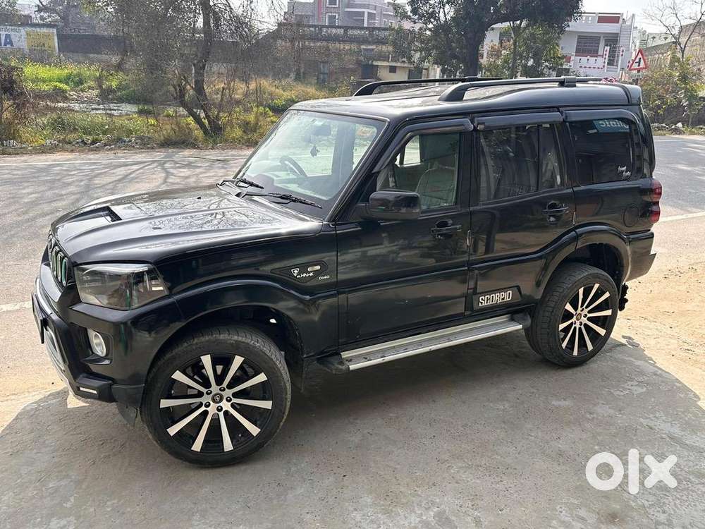 Mahindra Scorpio 2021 Diesel 25000 Km Driven