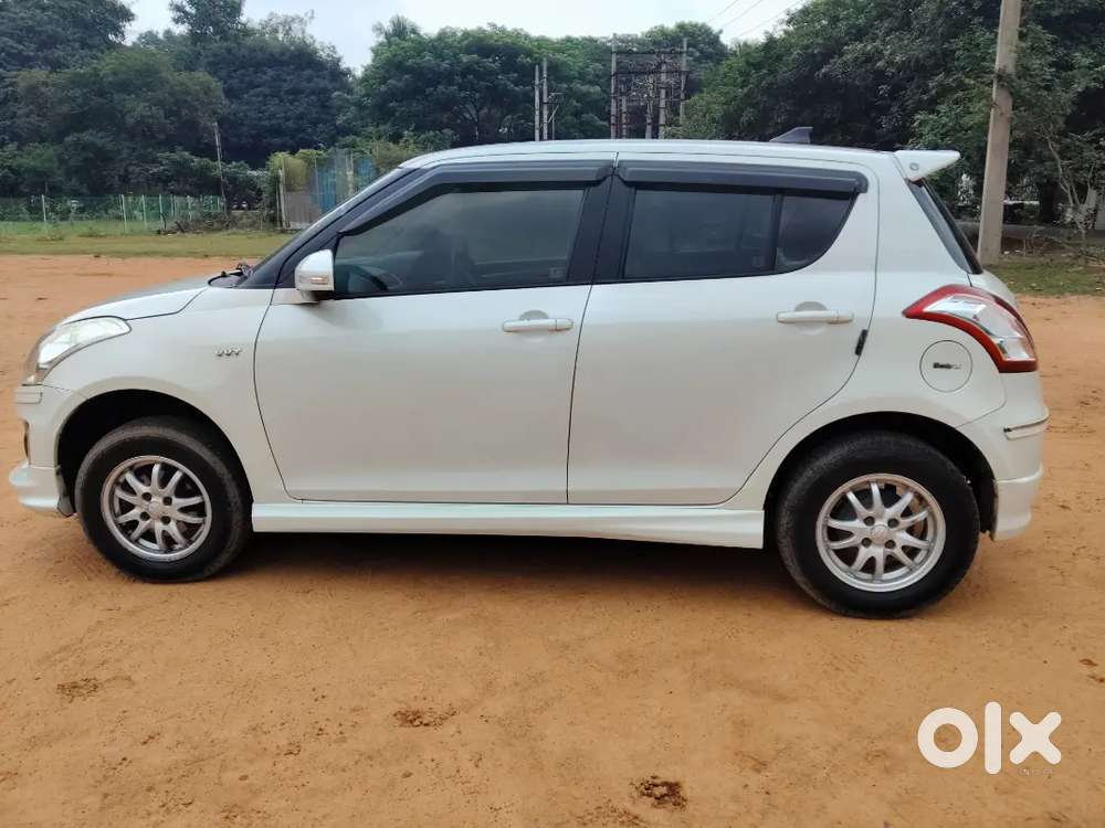 Maruti Suzuki Swift 2016